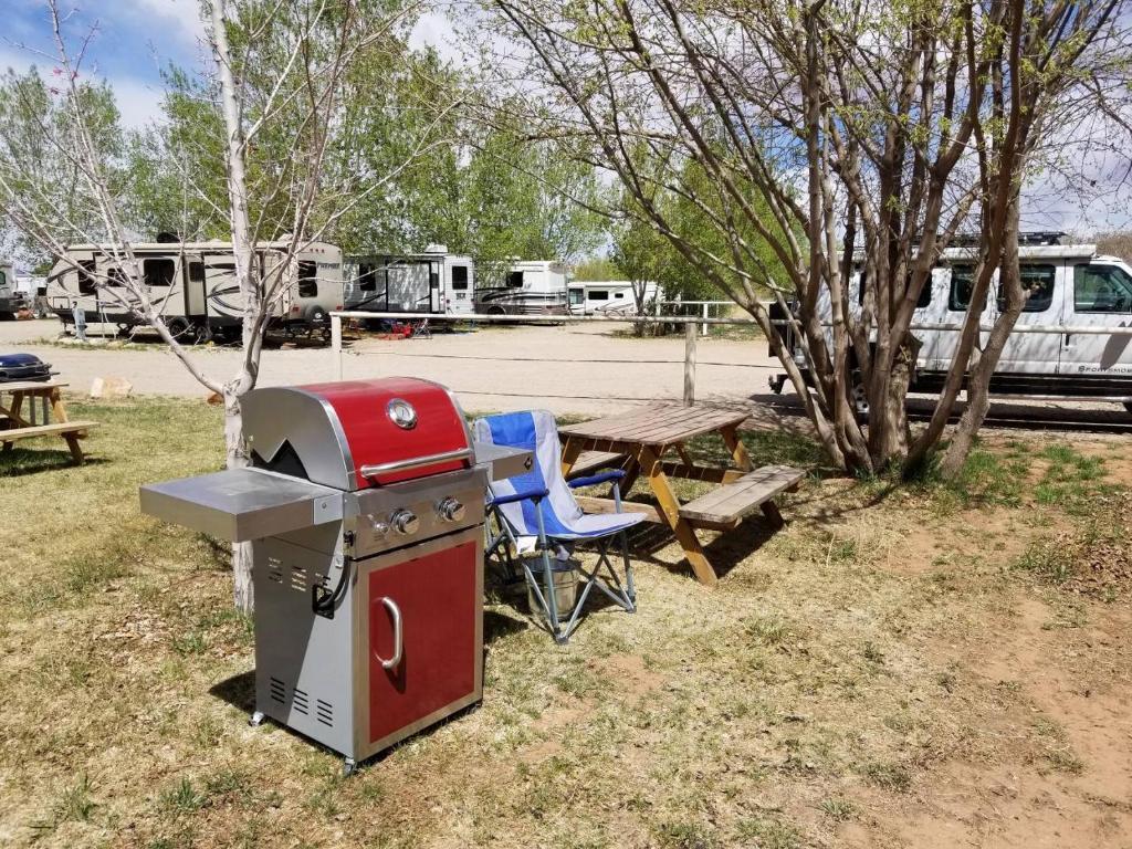 Ok Rv Park Family Tipi Ok1 Hotel Moab Exterior photo